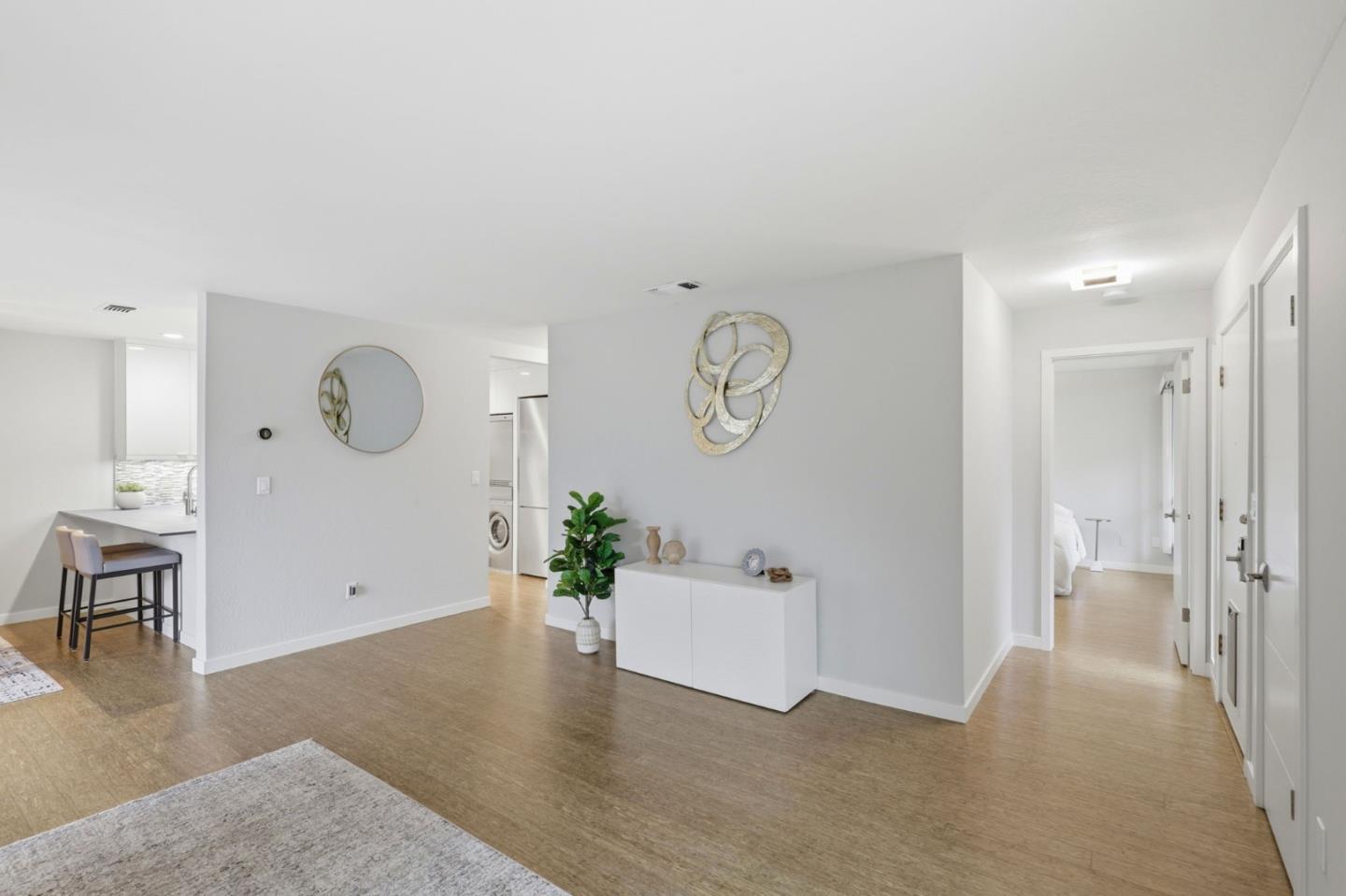 152 Castillion Terrace Santa Cruz, CA 95060 - Photo 5 of 37