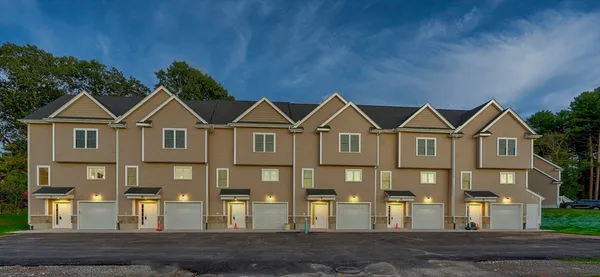 $514,900 | 719 South Franklin Street, Unit A BLOCK 3, Holbrook, MA 02343