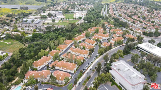 $724,999 | 4240 Lost Hills Road, Unit 503, Agoura Hills, CA 91301