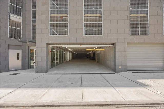 $1,995 | 56 Prospect Street, Unit 406, Yonkers, NY 10701