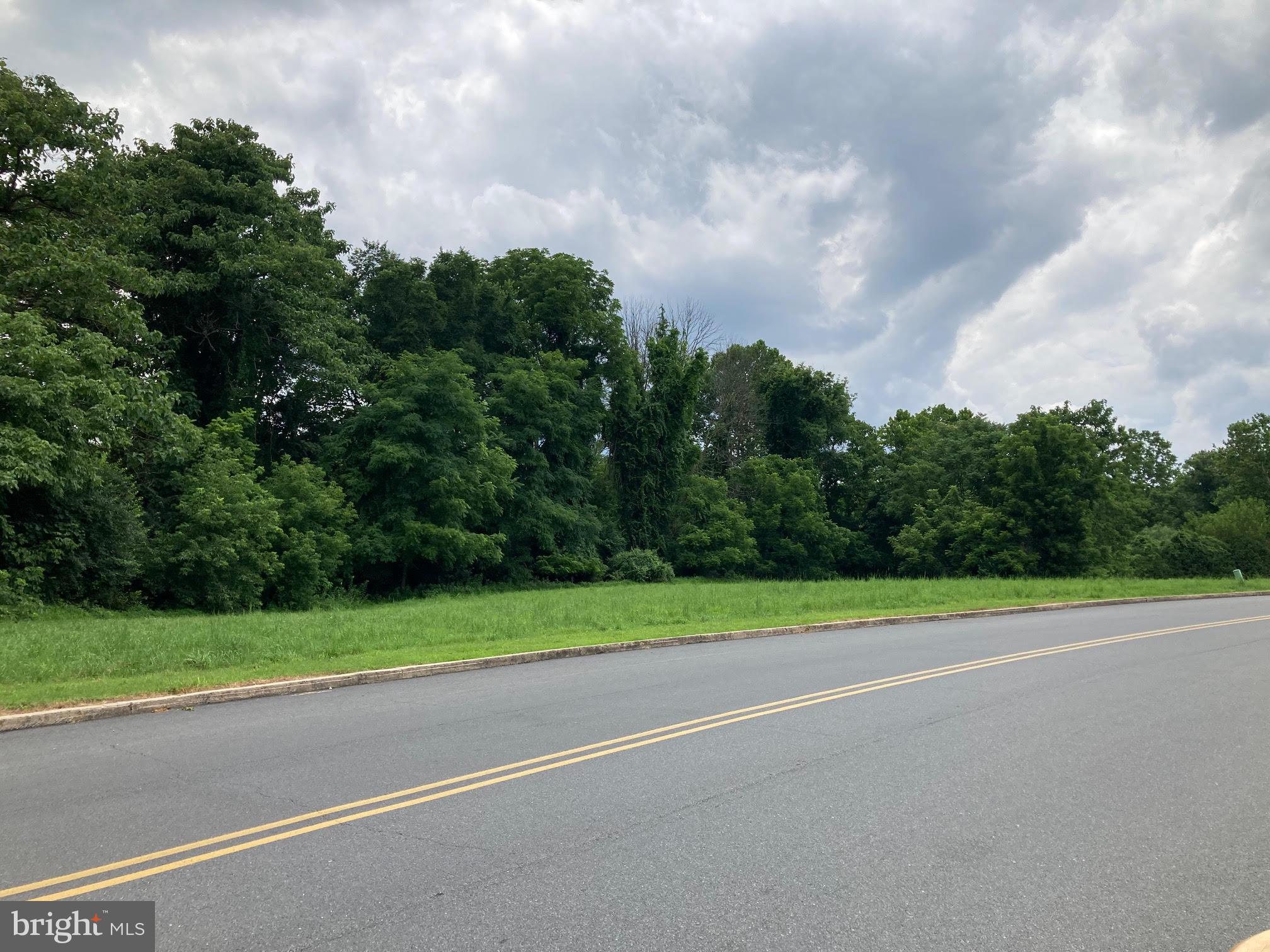 Hearthstone Drive Reading, PA 19606 - Photo 5 of 23