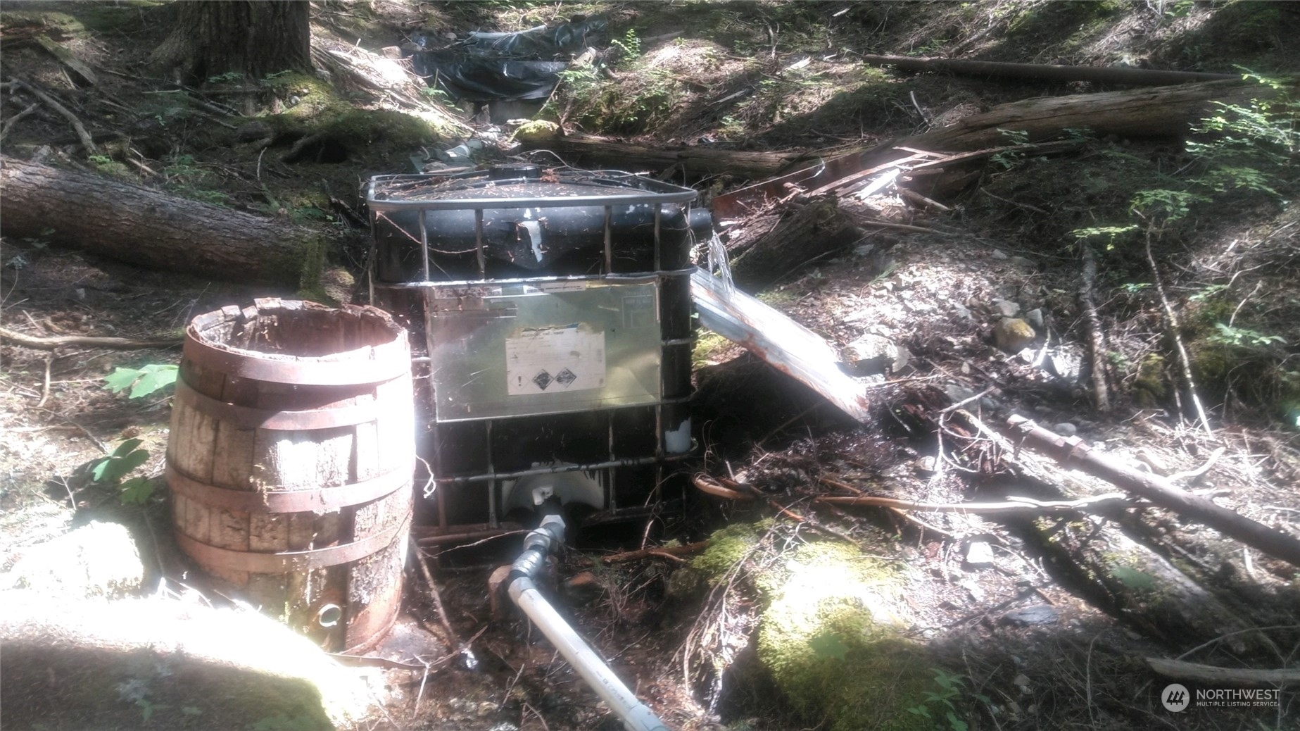 4061 Fs Road Easton, WA 98925 - Photo 21 of 26 a view of a house with a yard