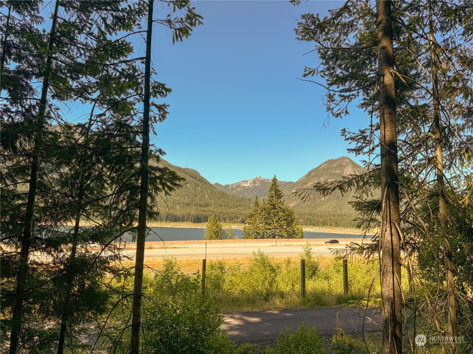 4061 Fs Road Easton, WA 98925 - Photo 6 of 26 a view of an outdoor space and a yard