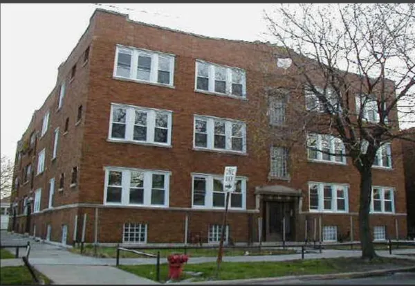 $1,350 | 1245 North Karlov Avenue, Unit 3, Chicago, IL 60651
