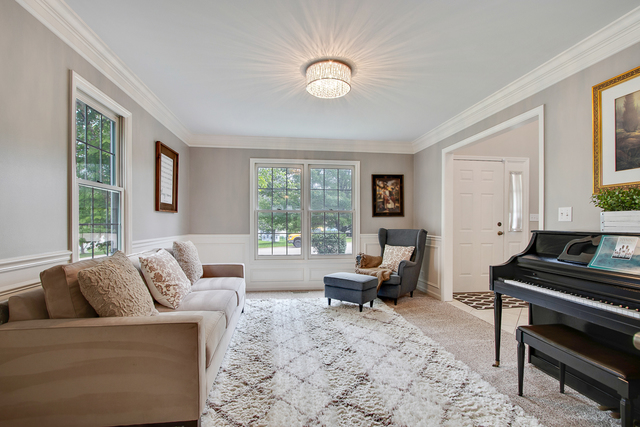 2880 Weld Road Elgin, IL 60124 - Photo 8 of 36