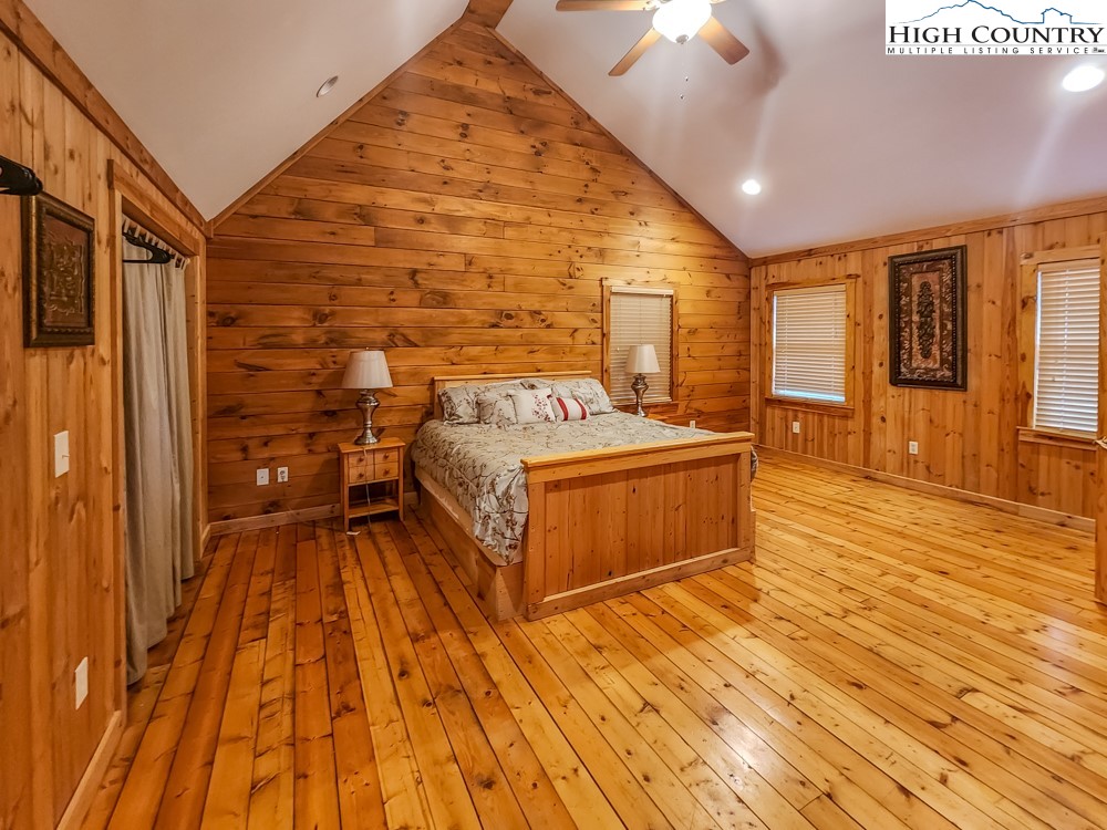 1224 Pilot Ridge Road Blowing Rock, NC 28605 - Photo 20 of 23 Gallery Image 20