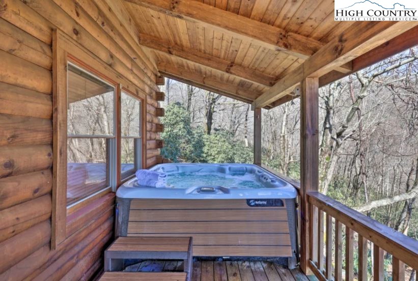 1224 Pilot Ridge Road Blowing Rock, NC 28605 - Photo 6 of 23 Gallery Image 6