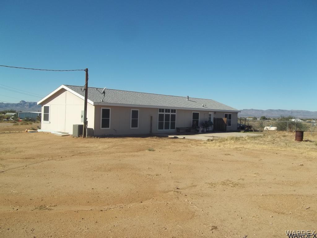 458 South Higley Road Golden Valley, AZ 86413 - Photo 3 of 23