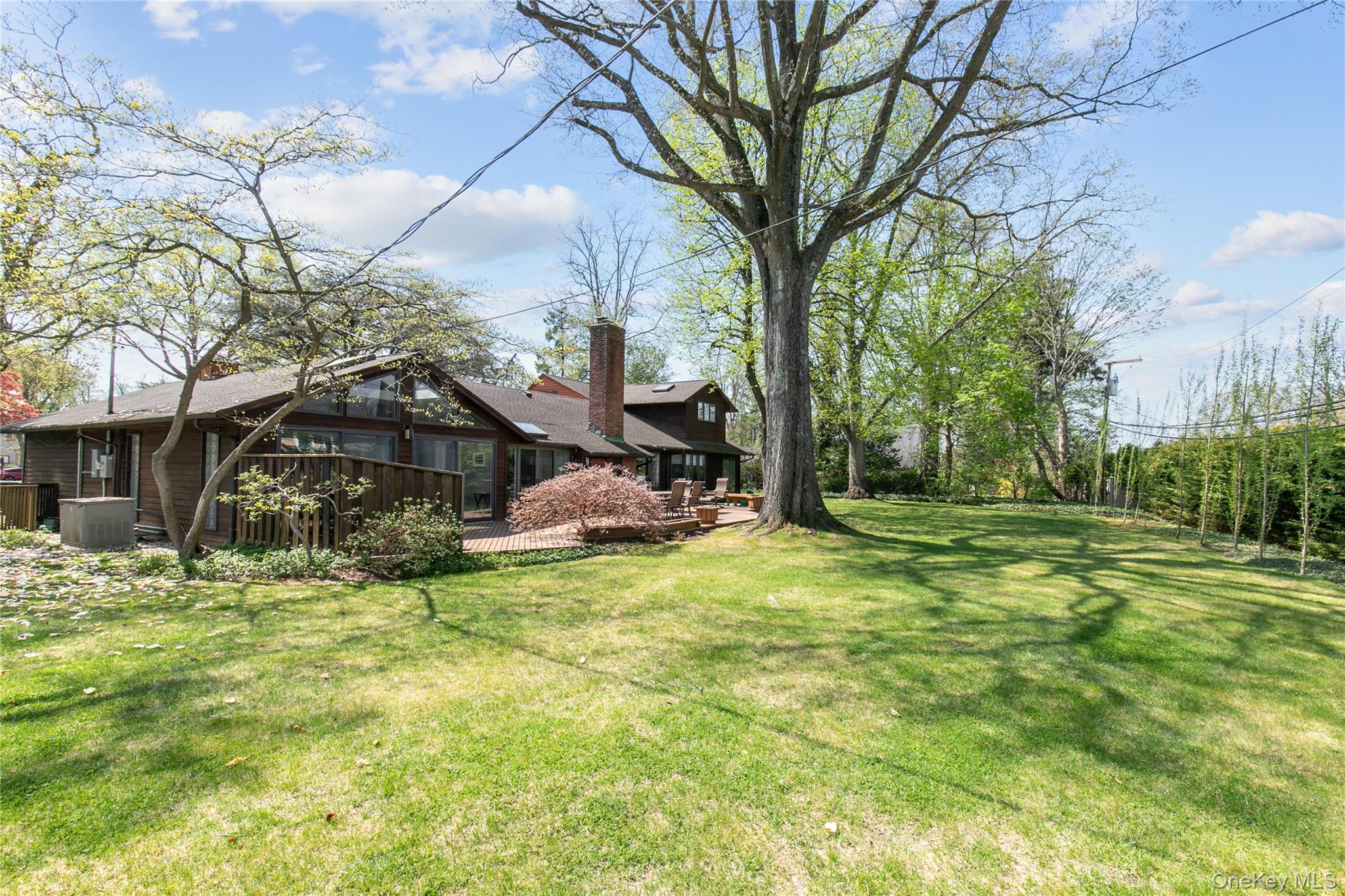 20 Old Farm Road Great Neck, NY 11020 - Photo 25 of 32