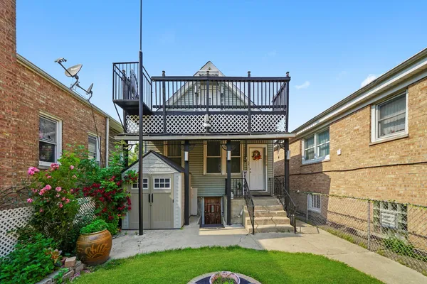 $319,000 | 5512 West Wrightwood Avenue, Chicago, IL 60639