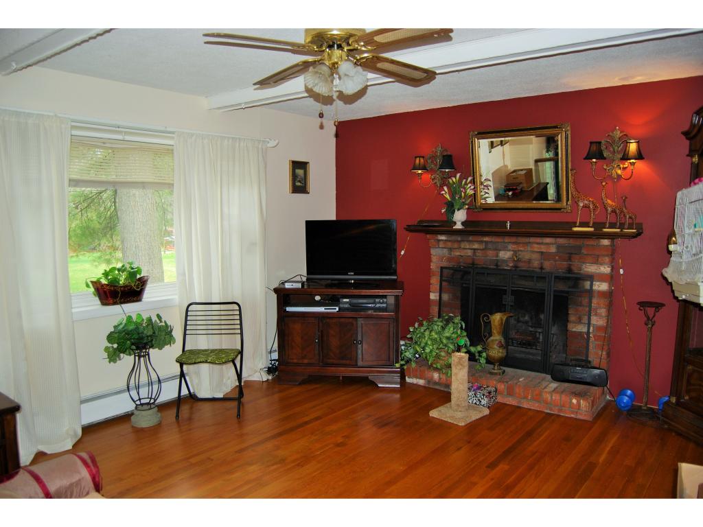 8 Ridgefield Drive Milford, NH 03055 - Photo 6 of 23 Gallery Image 6
