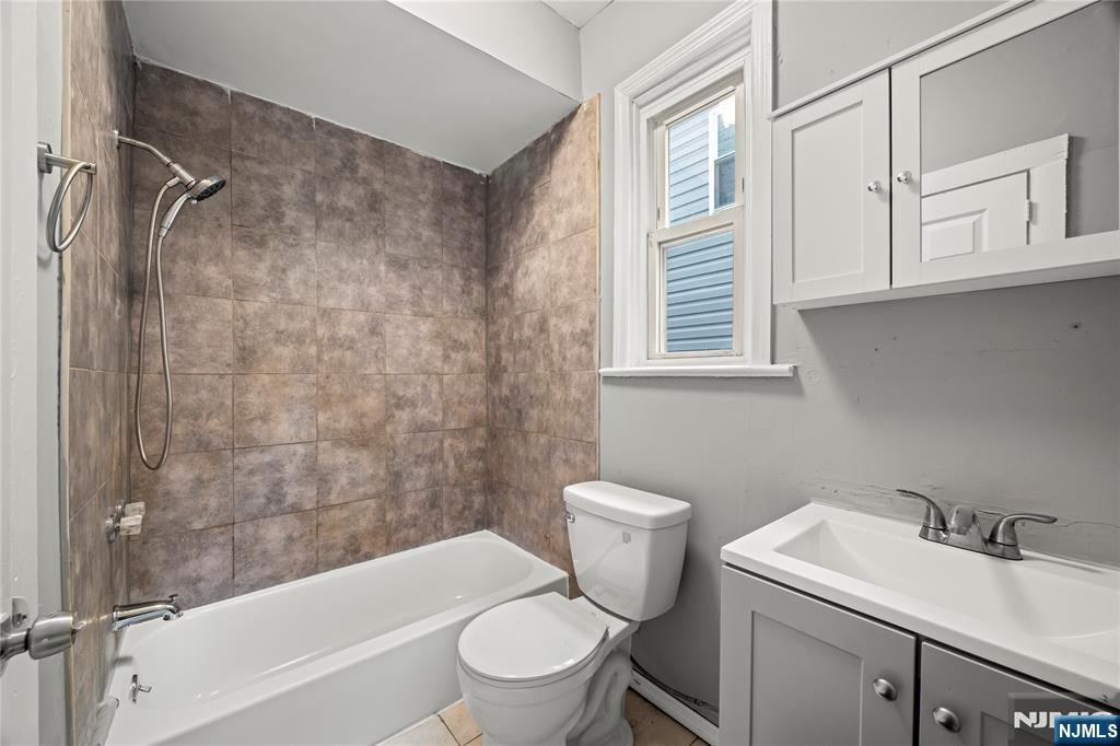 69 Rosa Parks Boulevard Paterson, NJ 07524 - Photo 19 of 43