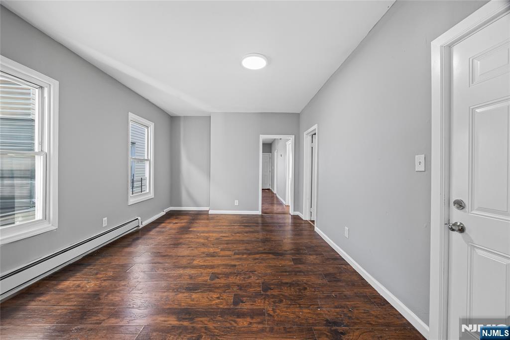 69 Rosa Parks Boulevard Paterson, NJ 07524 - Photo 25 of 43