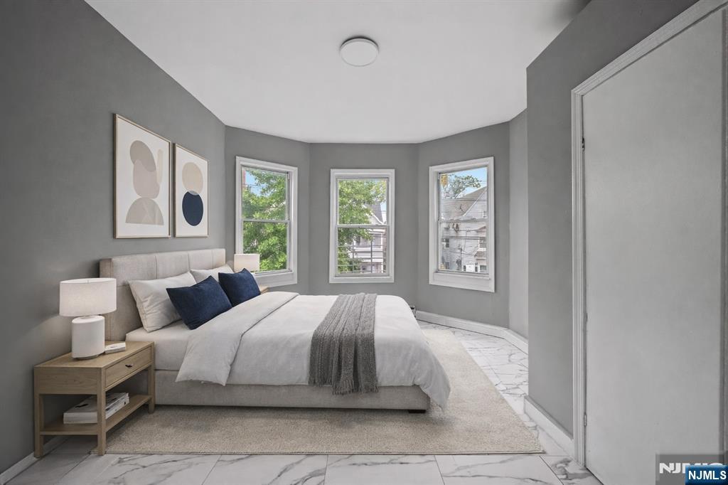 69 Rosa Parks Boulevard Paterson, NJ 07524 - Photo 3 of 43