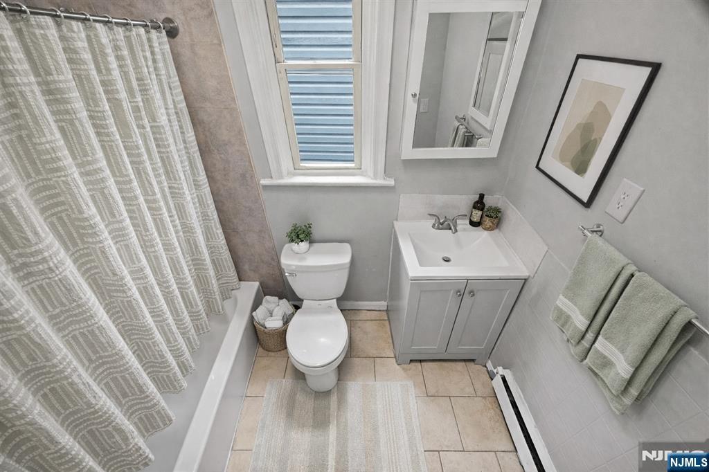 69 Rosa Parks Boulevard Paterson, NJ 07524 - Photo 4 of 43