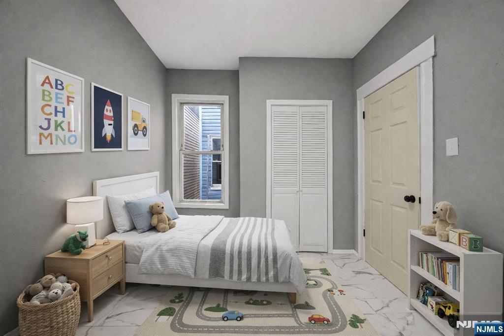 69 Rosa Parks Boulevard Paterson, NJ 07524 - Photo 5 of 43