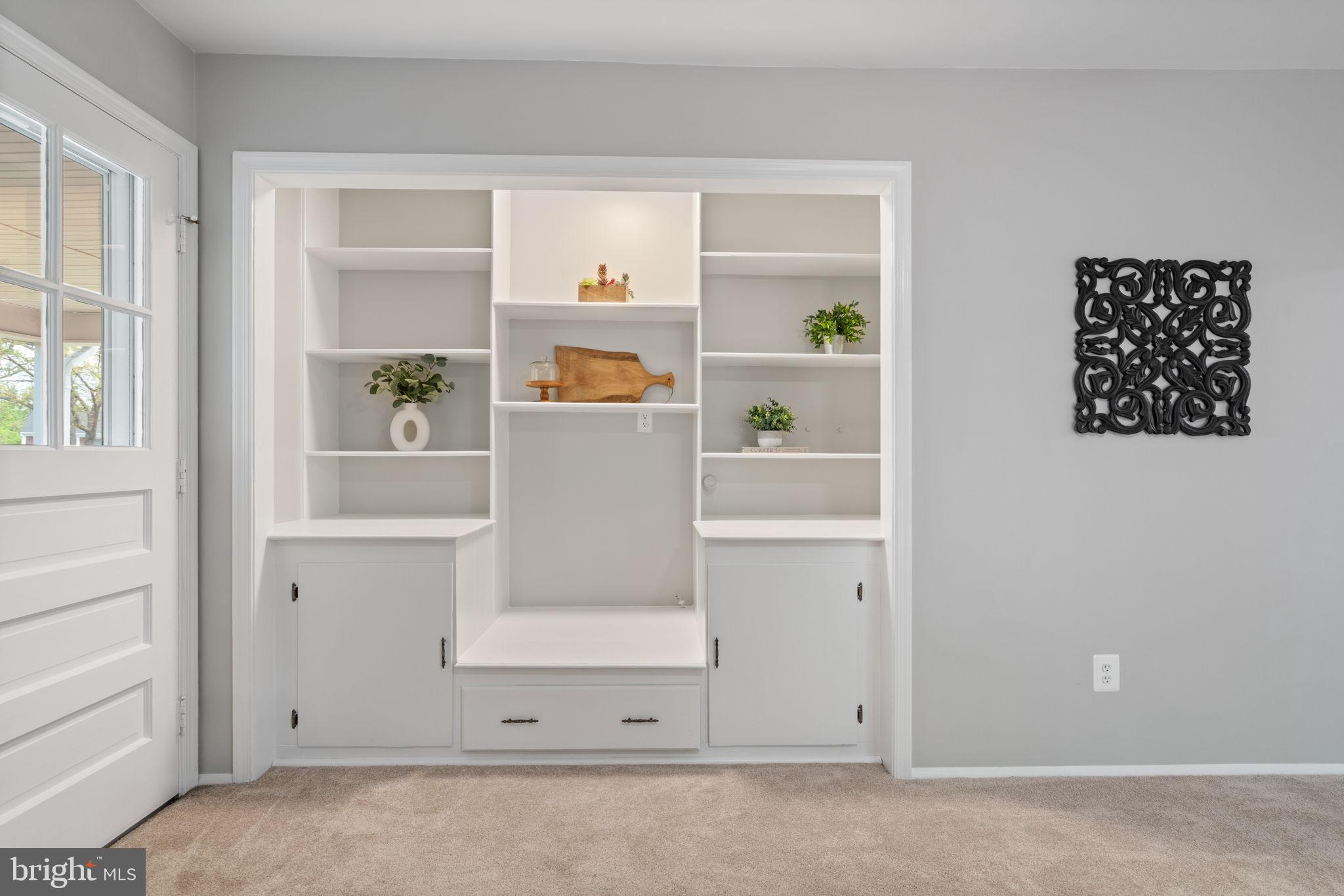 8328 Carrleigh Parkway Springfield, VA 22152 - Photo 15 of 58 a view of cabinet and window