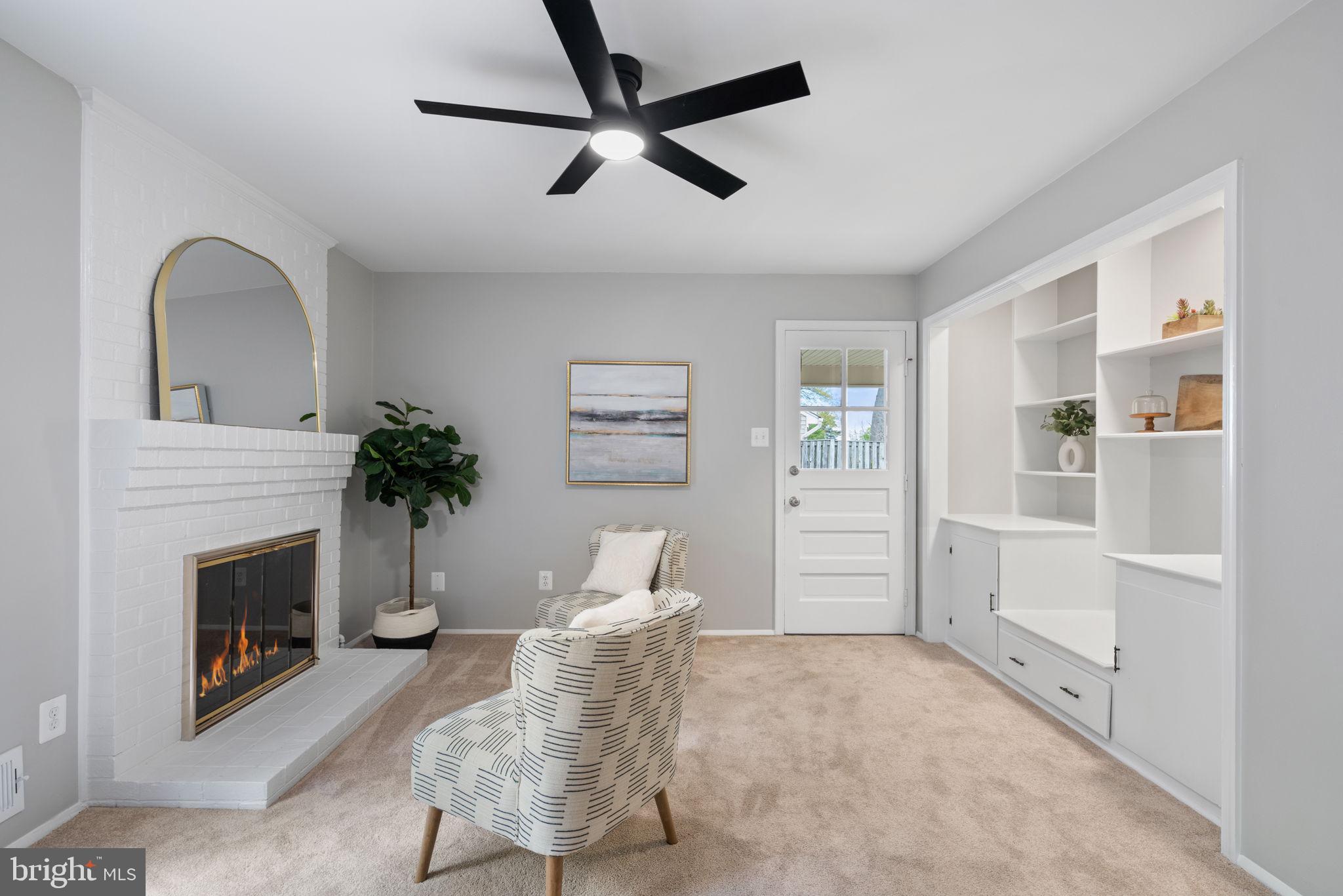 8328 Carrleigh Parkway Springfield, VA 22152 - Photo 8 of 58