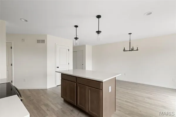 $398,491 | 1617 Winding Mdws Drive, Fenton, MO 63026