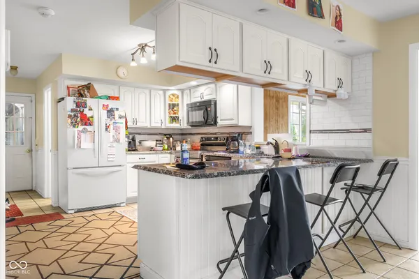 $430,000 | 4206 Ridgeway Avenue, Columbus, IN 47203