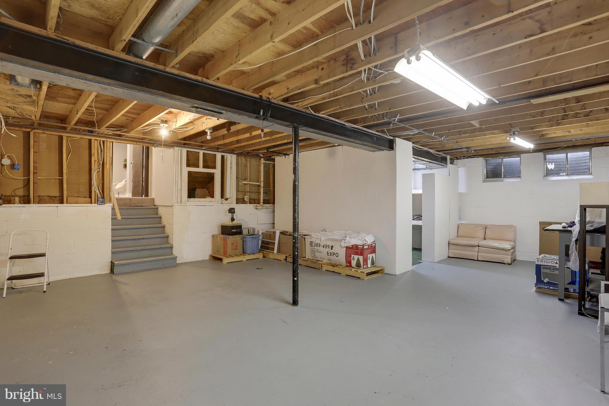 12116 Pueblo Road Gaithersburg, MD 20878 - Photo 27 of 30 Large Sub-basement