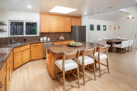 $4,795,000 | 1470 Aura Way, Los Altos, CA 94024