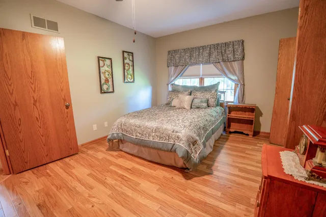 $339,000 | 2946 9th Avenue Southeast, Willmar, MN 56201