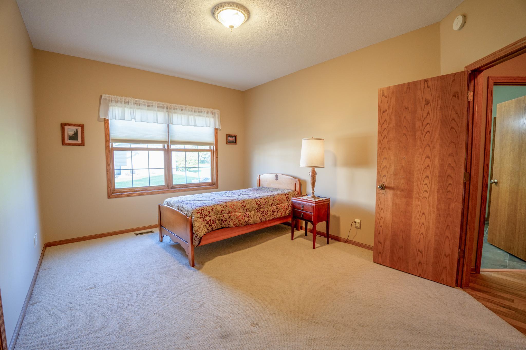 2946 9th Avenue Southeast Willmar, MN 56201 - Photo 14 of 38