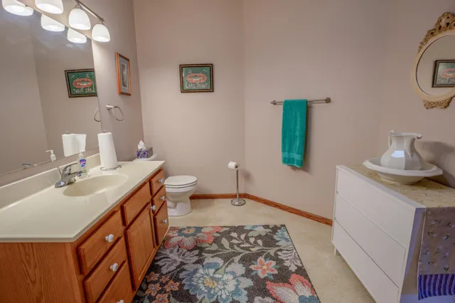 $339,000 | 2946 9th Avenue Southeast, Willmar, MN 56201