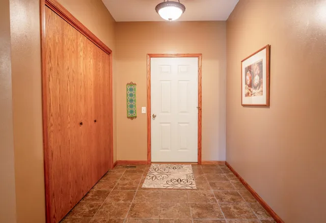 $339,000 | 2946 9th Avenue Southeast, Willmar, MN 56201