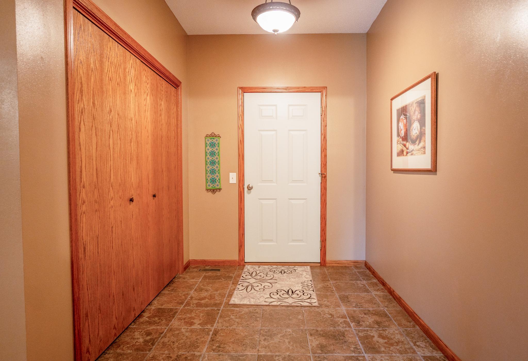 2946 9th Avenue Southeast Willmar, MN 56201 - Photo 29 of 38