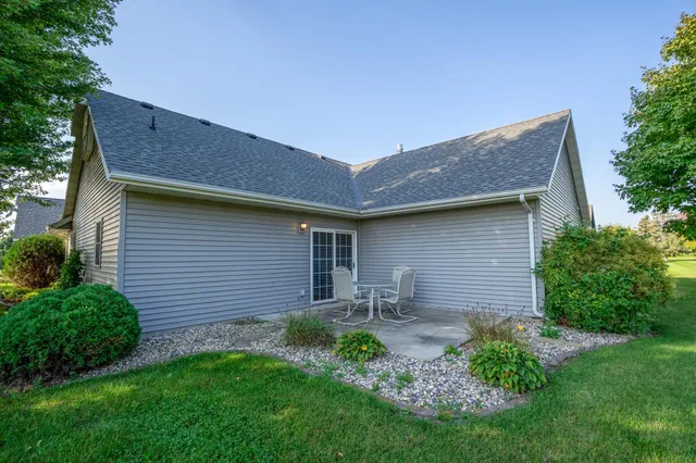 $339,000 | 2946 9th Avenue Southeast, Willmar, MN 56201