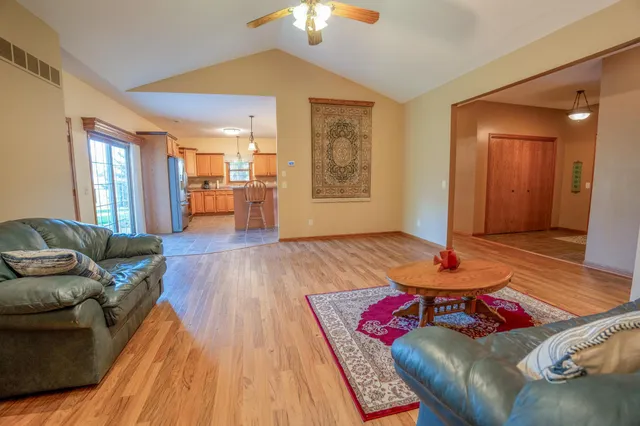 $339,000 | 2946 9th Avenue Southeast, Willmar, MN 56201