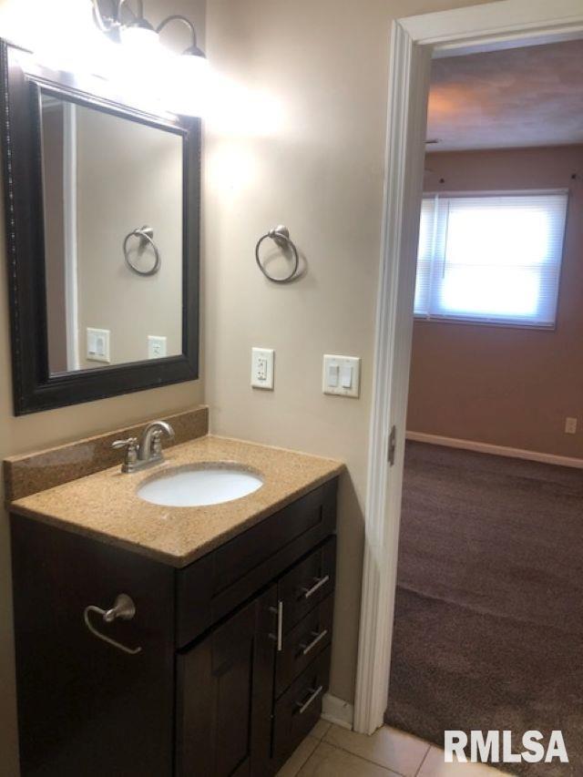 1326 East 38th Street, Unit 13 Davenport, IA 52807 - Photo 12 of 13