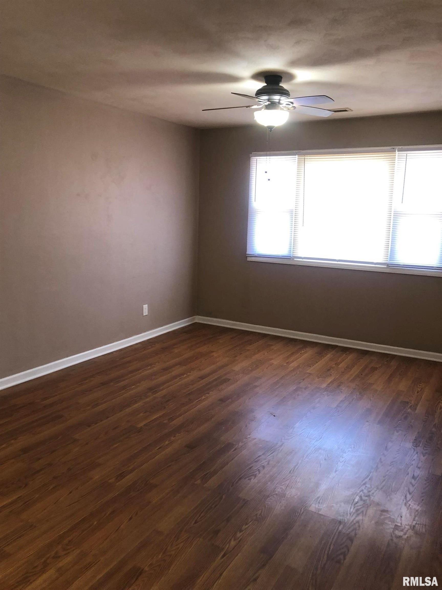 1326 East 38th Street, Unit 13 Davenport, IA 52807 - Photo 2 of 13