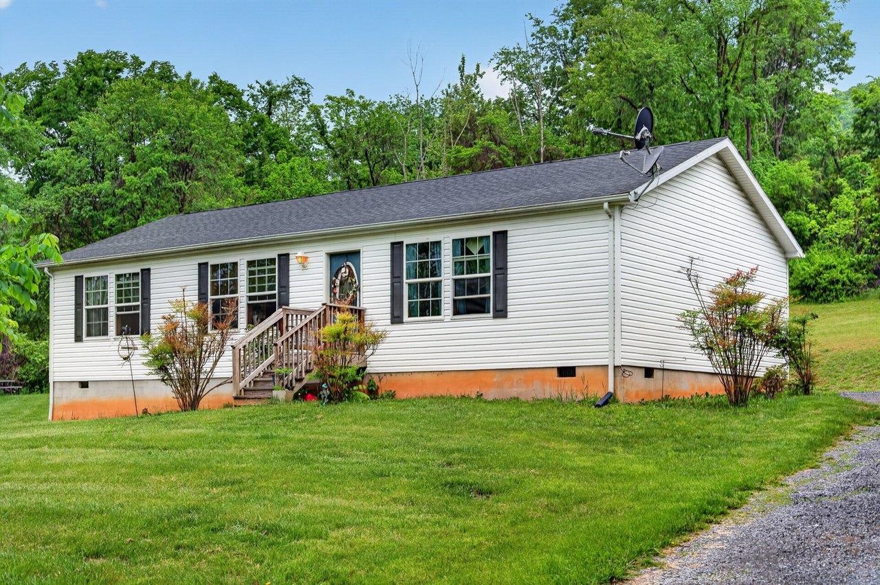 16229 North Mountain Road Broadway, VA 22815 - Photo 1 of 41