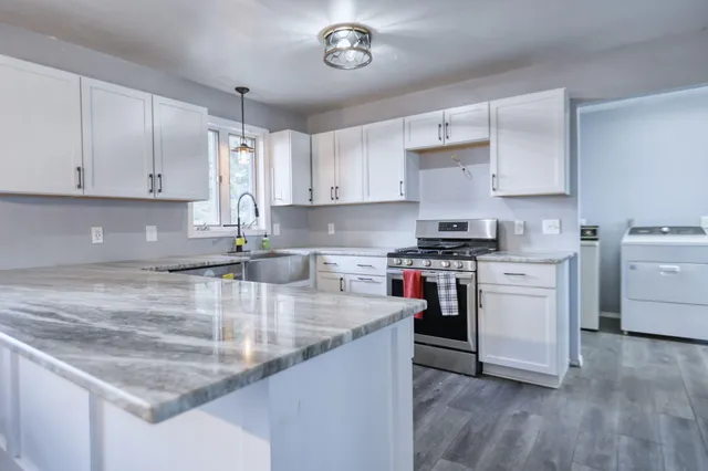 $1,500,000 | 4376 Rudy Road, Sevastopol, WI 54235