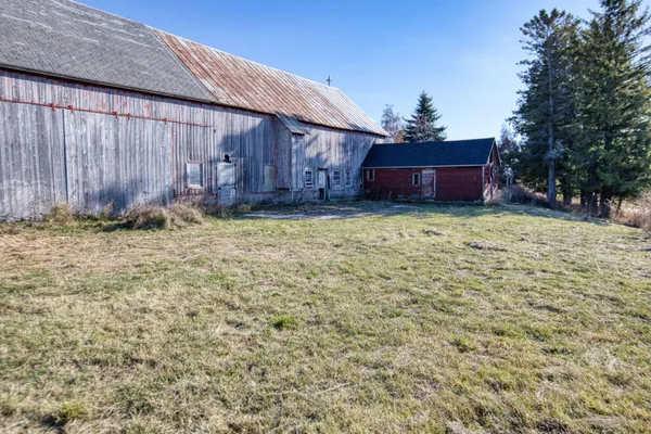 $1,500,000 | 4376 Rudy Road, Sevastopol, WI 54235