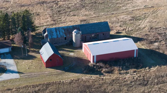 $1,500,000 | 4376 Rudy Road, Sevastopol, WI 54235