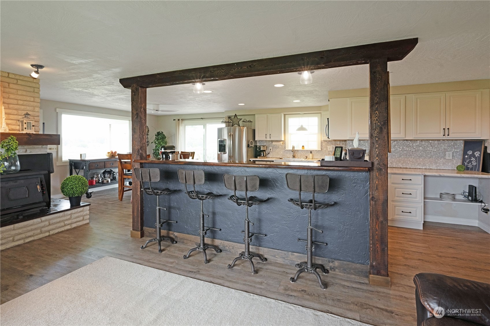 132 Swegle Road Walla Walla, WA 99362 - Photo 11 of 40 a room with lots of chairs and mirrors