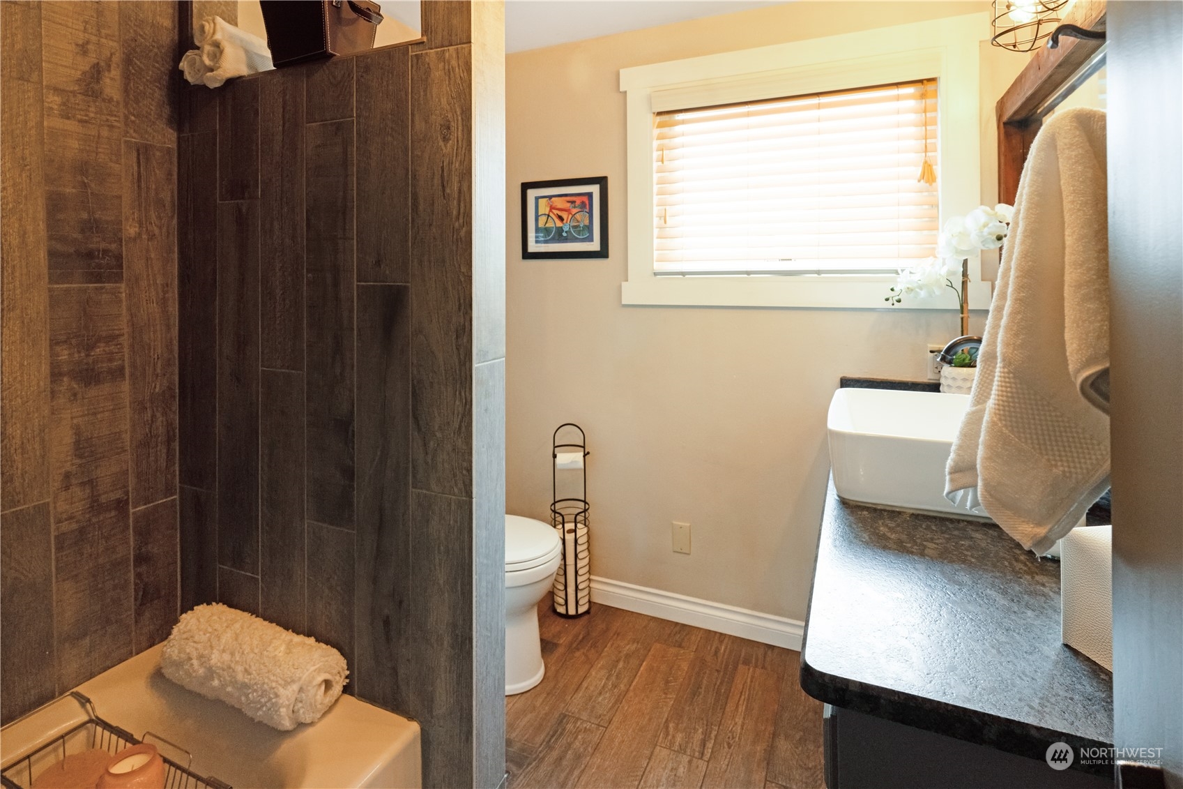 132 Swegle Road Walla Walla, WA 99362 - Photo 14 of 40 a bathroom with a toilet a sink and a mirror