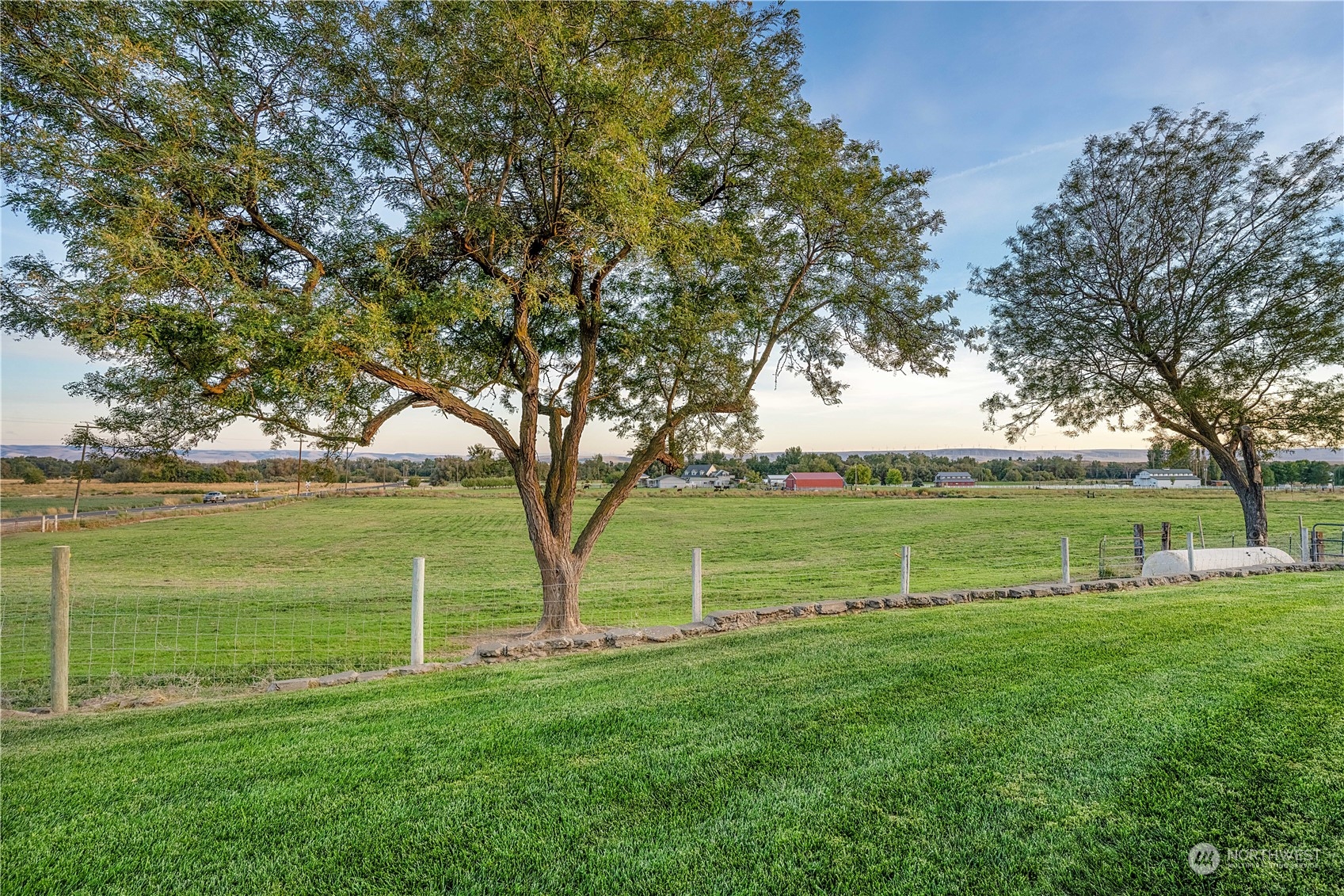 132 Swegle Road Walla Walla, WA 99362 - Photo 36 of 40 a view of a park with large trees