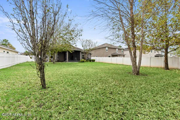 $395,000 | 72 Bradford Lake Circle, Jacksonville, FL 32218