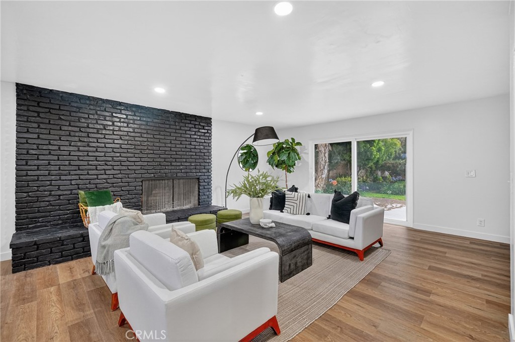 17188 Edgewater Lane Huntington Beach, CA 92649 - Photo 23 of 37