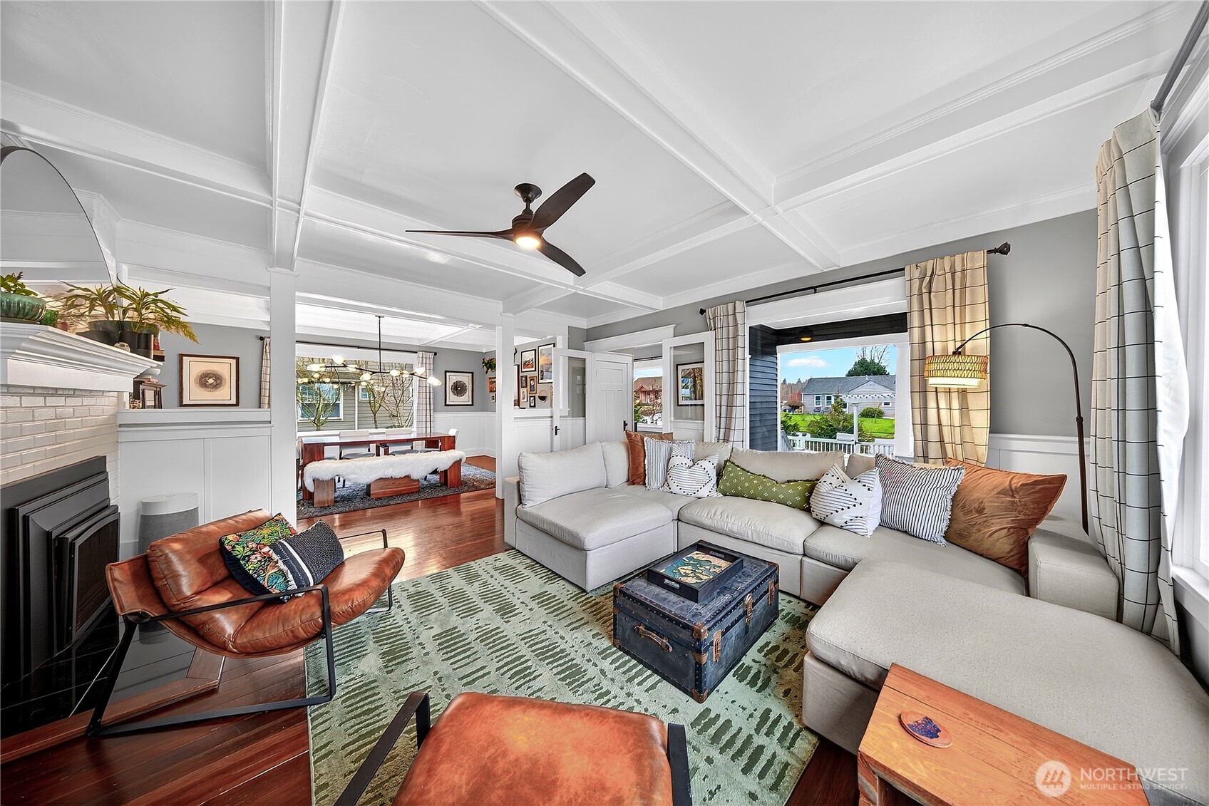2120 12th Street Anacortes, WA 98221 - Photo 11 of 40 a living room with furniture