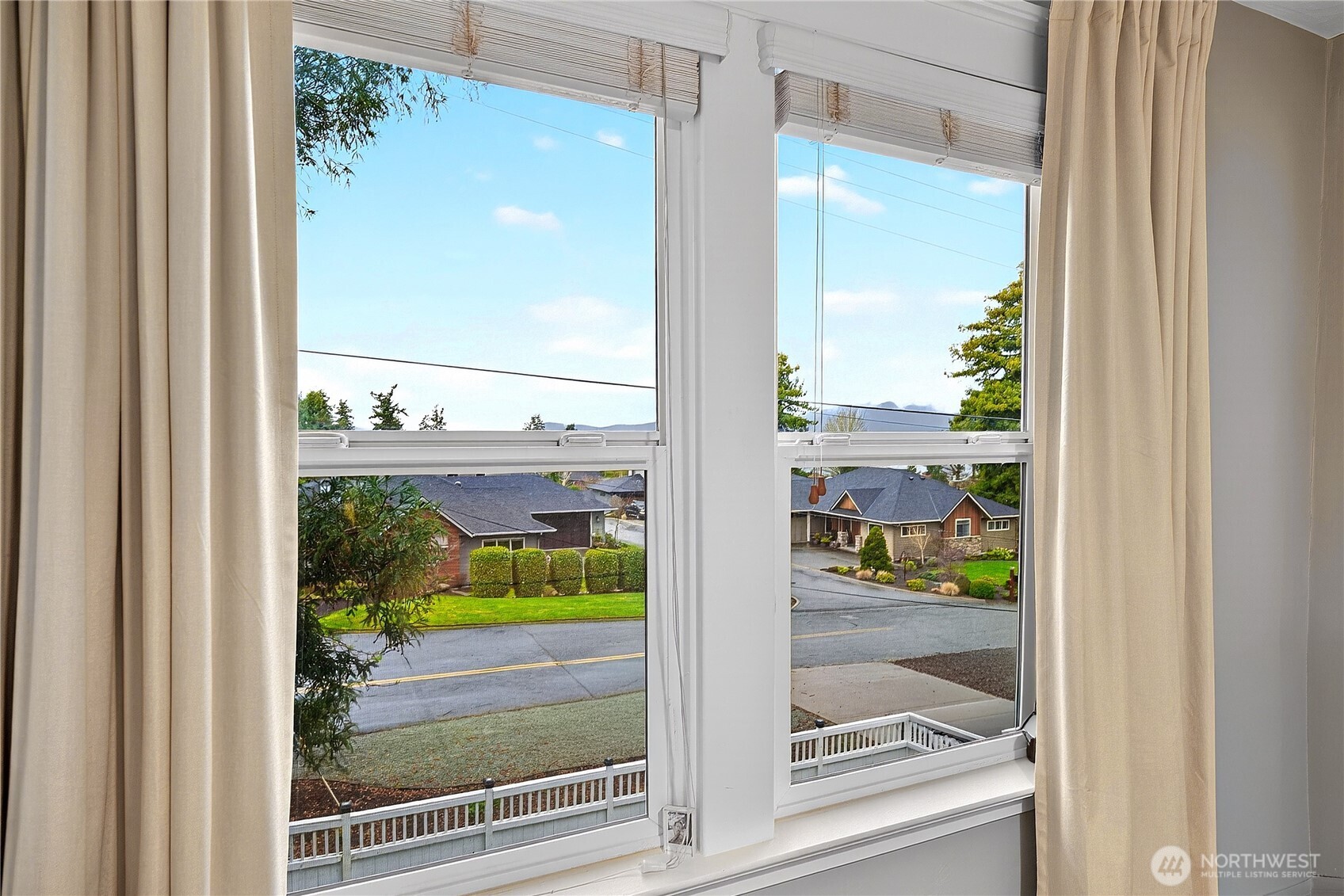 2120 12th Street Anacortes, WA 98221 - Photo 11 of 40