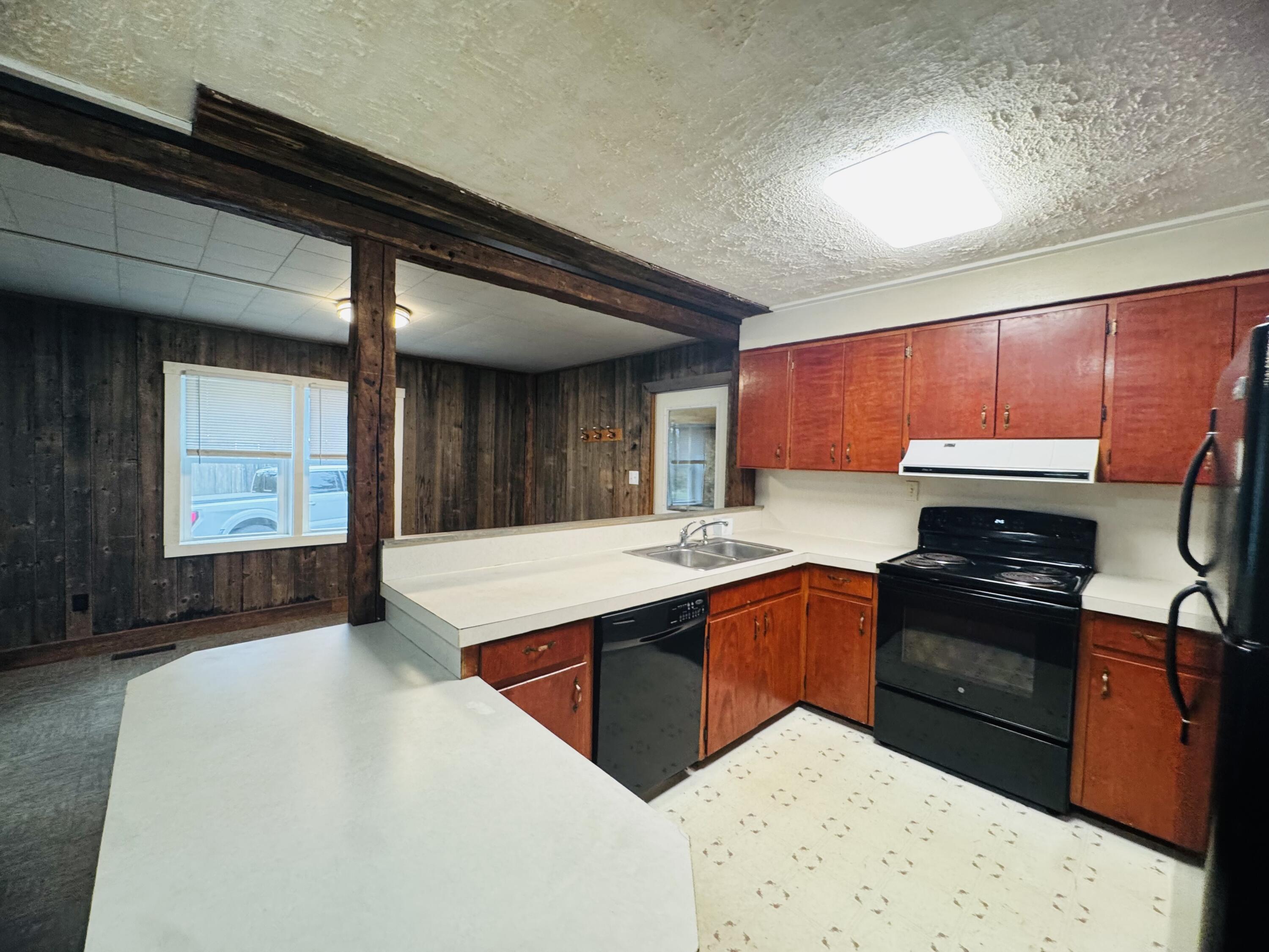 34 Spring Street Caribou, ME 04736 - Photo 8 of 31 IMG_7712