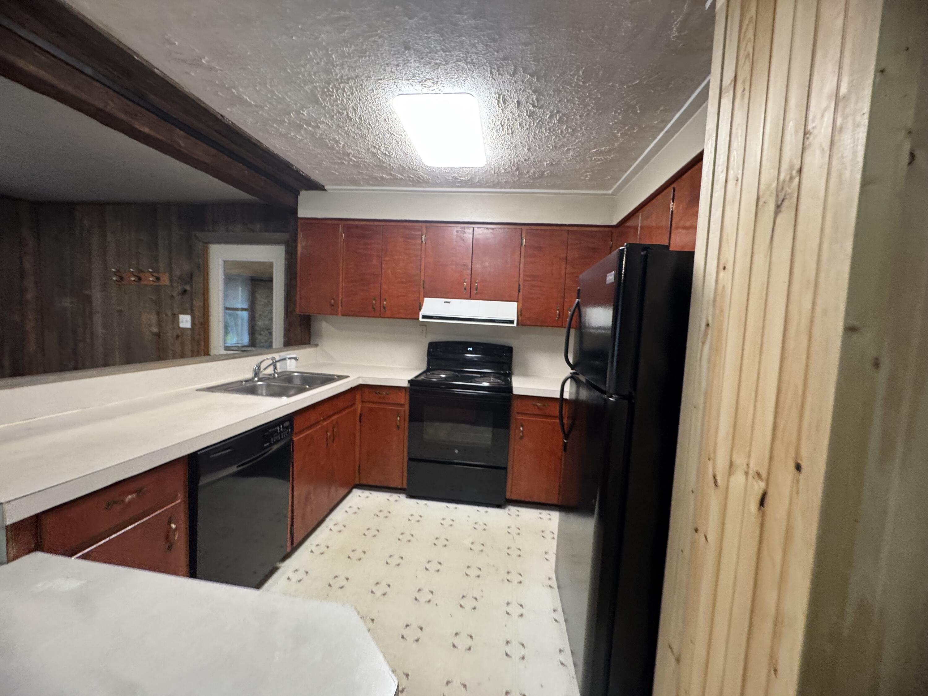 34 Spring Street Caribou, ME 04736 - Photo 9 of 31 IMG_7711