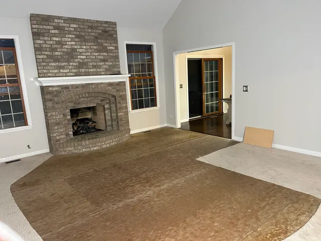 $565,000 | 3401 Thunderbird Lane, Crystal Lake, IL 60012