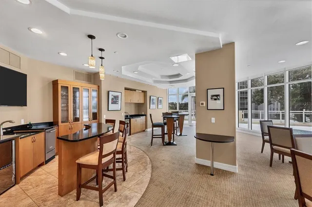 $1,525,000 | 340 South Palm Avenue, Unit 32, Sarasota, FL 34236